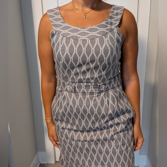 Robbie Bee Grey White Trellis Pattern Cowl Neckline Shift Dress Size 12 - Picture 3 of 8